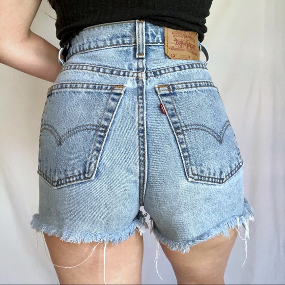 Levi's Pants - ❤️SOLD ON DEPOP❤️ Vintage Levi’s 512 Jean Cutoffs